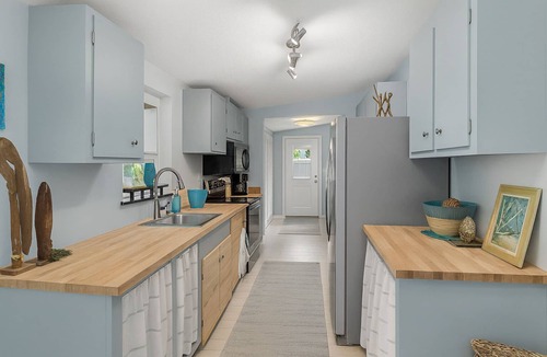 Naples House | Tropical Pool Hideaway: sleeps 9: Minutes to Downtown, Old Naples & Beaches
