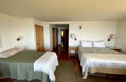 Trinidad Bed & Breakfast | Turtle Rocks Oceanfront Inn