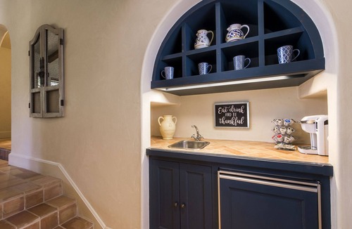 Glen Ellen House | Tuscan Wine Country Elegance