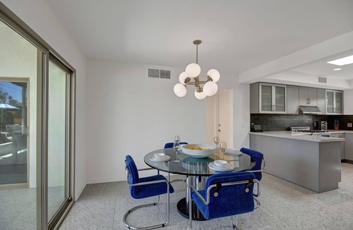Deep Well Ranch House | Ultra-Chic LUXE Mid-Century Estate- Resort Like Pool, Spa, Firepit, Outdoor Kitchen 3BED/3BATH