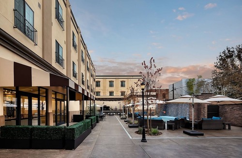 Winters Hotel | Unbeatable Location! Two Modern and Pet-friendly Units with Free Parking!