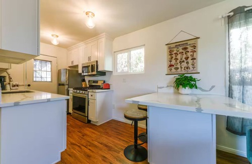 Elysian Heights House | Unique Echo Park Bungalow Hideaway 3BR/2Bth +Patio
