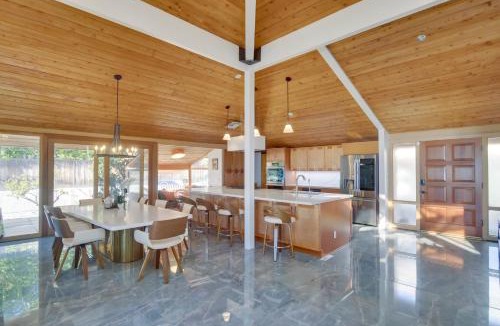 Central Malibu House | Unobstructed View! Home on Malibu Hilltop w/Sauna