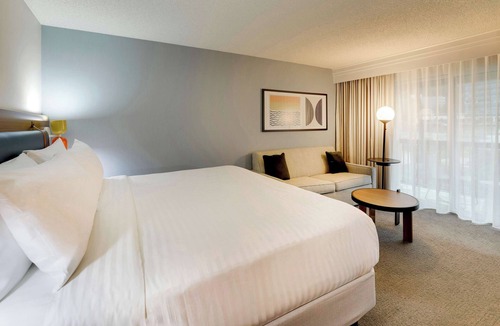 Oyster Point Hotel | Unwind by the Bay with Stunning San Francisco Views! Pet-friendly Property!