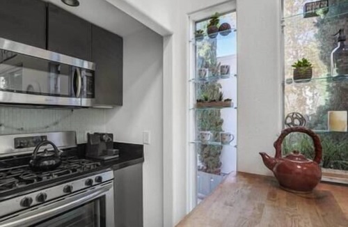 Little Italy Apartment | Urban Little Italy Loft: Walkable Foodie Paradise w/Parking, Near SD Attractions