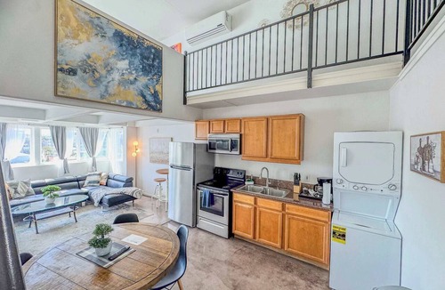 Little Italy Apartment | Urban Loft in Little Italy w/City View and parking