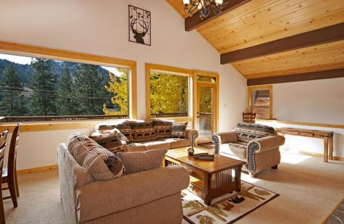 Olympic Valley House | Valley View at Palisades -4 BR w Mountain Views, Pet-Friendly, and Close to Village