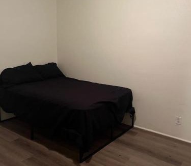 Van Nuys Hostel | Van Nuys Homes for the Soul