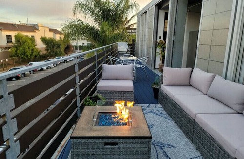Venice House | Venice Beach "The Steel Rose" Compound.