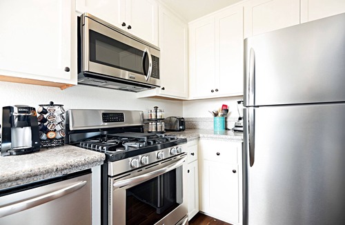 San Clemente Condo | Very Close Walk to Pier and Beach Access