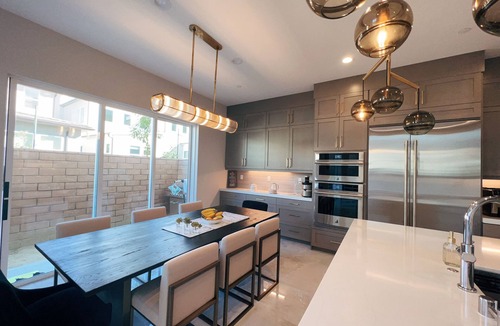 Montebello House | View House, New Built with Gym and Pool