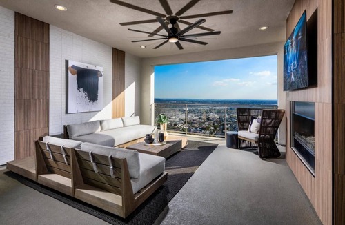 Montebello House | View House, New Built with Gym and Pool