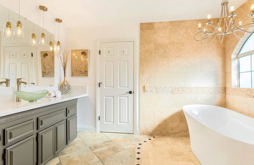 Temecula Hotel | Villa Inn-Adult Only- Temecula Wine Country