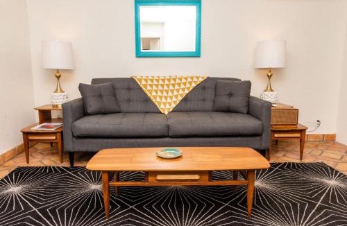 Tahquitz River Estates Hotel | Villa Royale