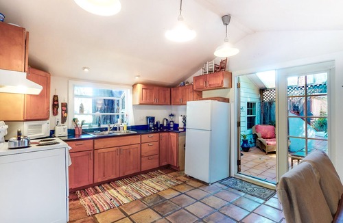 Guerneville House | Vineyard cottage with a hot tub, fireplace, washer/dryer & vineyard views