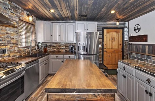 Crestline House | Wander Haus Sleeps 8 Pet Friendly