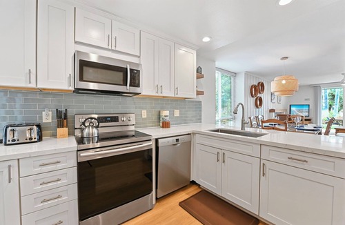 Oceanside Condo | Washer & Dryer in Condo! Perfect for Families! G7 North Coast Village