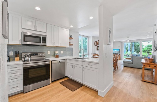 Oceanside Condo | Washer & Dryer in Condo! Perfect for Families! G7 North Coast Village