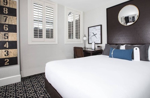 South Beach Hotel | Waterfront Queen Room w/Free Breakfast & Bay View | 1 Mile to Oracle Park