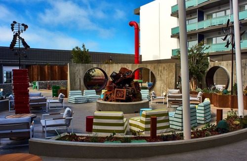 Fisherman's Wharf Hotel | Waterfront Vibes & Cozy Nights near Ghirardelli | 4 Family-Friendly Rooms