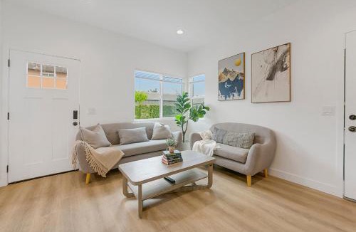 Westminster House | WE12-Little Saigon Modern Home 3Beds-2Baths
