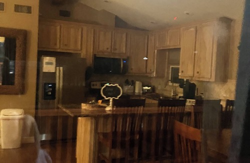 San Luis House | WEEKDAY SPECIAL! This canal home near San Luis Pass has great fishing !