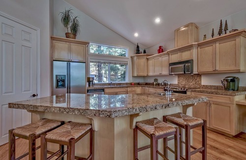 Pioneer Trail House | Where Eagles Fly-come play in the mountains