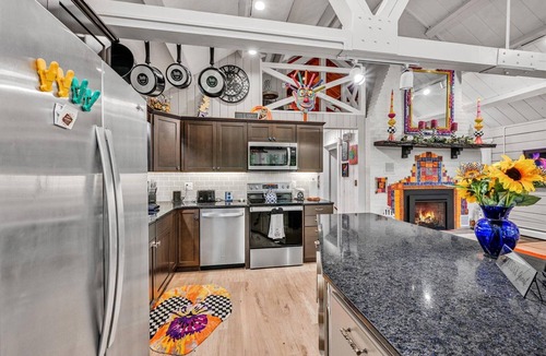 Lebanon Cabin | Whimsical cabin — 4 acres with hot tub, fire pit, spacious screened porch & pond