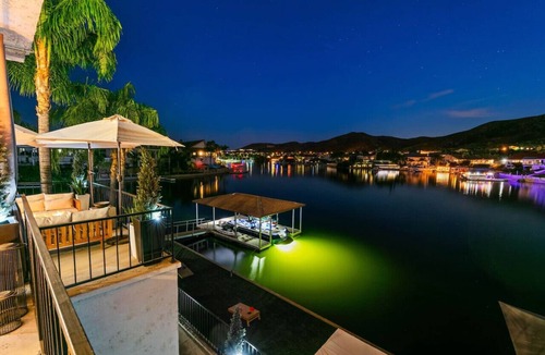 Canyon Lake House | White Wake - Hot Tub | Lake Front | Luxury | Views