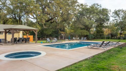Sonoma Villa | Wildflower by AvantStay