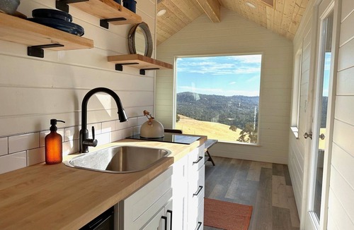 Mariposa RV Rental | Wildhaven Yosemite Glamping