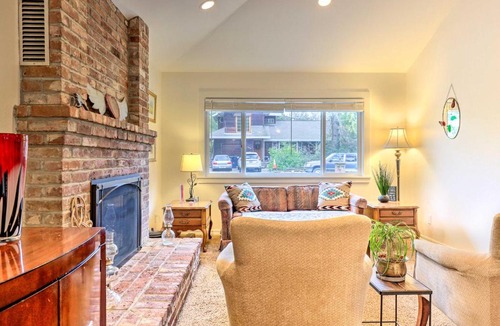 Glen Ellen House | Wine Country Retreat at Private Creekside House!