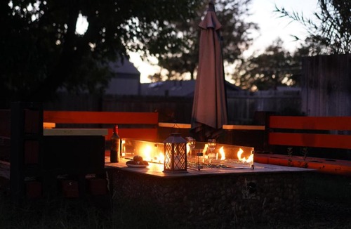 Windsor House | Wine County Retreat