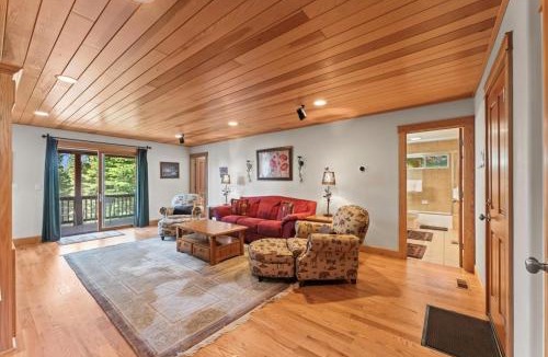 Kingswood Estates House | Wooded Escape in Tahoe Vista Private Hot Tub