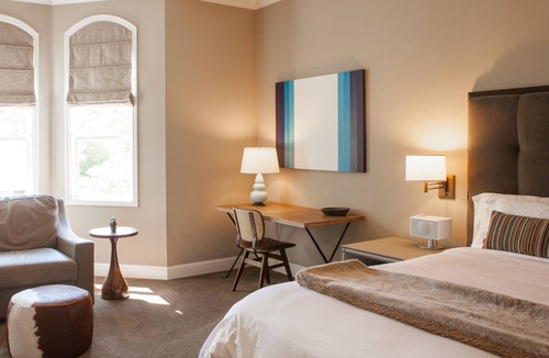 St. Helena Hotel | Wydown Hotel