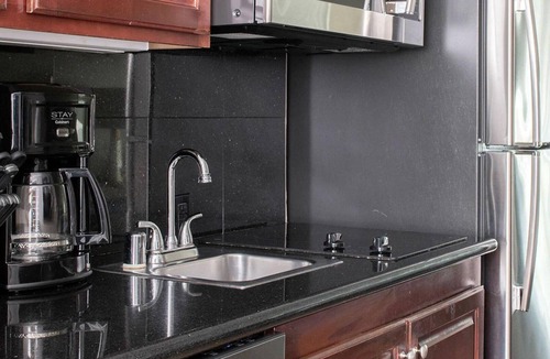 Civic Core Resort | Wyndham Harbour Lights Studio Deluxe – A Chic Urban Retreat!