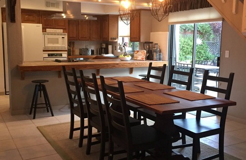 Oakhurst House | Yosemite & Bass Lake! Spacious & Modern! Family & Pet Friendly! Fire Pit +1 acre