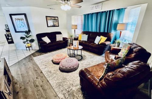 Coarsegold House | Yosemite Elements Sleeps 12 Pet Friendly Views