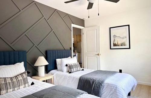 Oakhurst House | Yosemite Expedition Chalet with bbq by Casa Oso