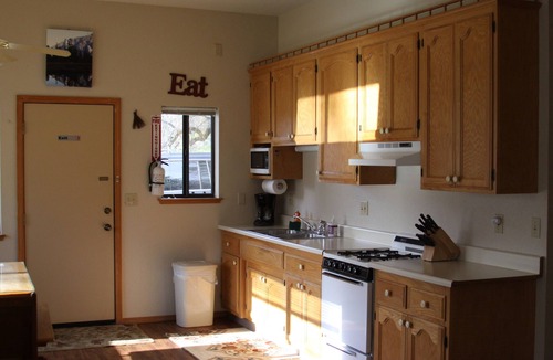 Mariposa Cottage | Yosemite/Mariposa Mountain Get-a-way