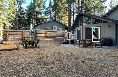 Pioneer Trail Cabin | Your BRAND NEW Tahoe basecamp, with Hot tub and Massive Bunkroom!