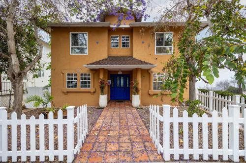2 Homes Villa 10 Min to Mission Beach Zoo & Downtown