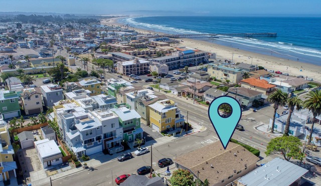 321 San Luis Avenue: 2 BR, 1 BA Duplex in Pismo Beach, Sleeps 4
