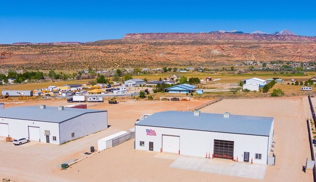 4,000 sq.ft. Jeep Shop Man Cave with Luxury Trailer