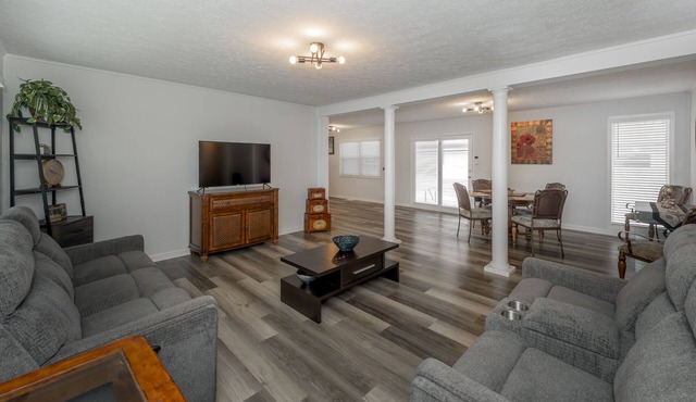 4 BDR Windrock Haven With Long Term Rental - 10 min drive to Windrock