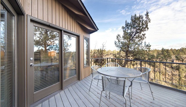 4 Units w/Kitchen | Pool, Spa, Golf & Free Parking