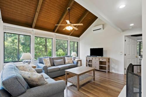61 Night Heron - Sea Pines Villa, Sleeps 8