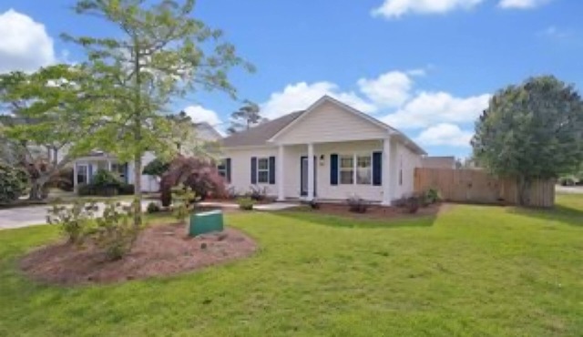 amily Fun~ Dog Friendly~ Home with Pool Access!