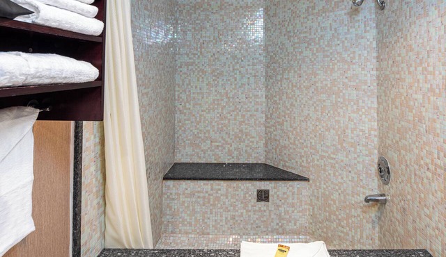 Best Western Plus Redondo Beach Inn