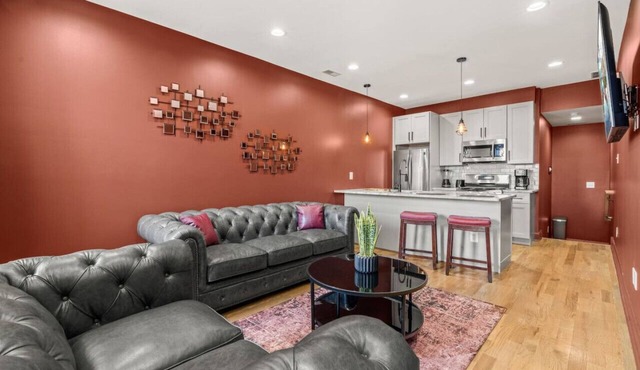 Brewerytown Upper-Level Apartment | W/D | Fast Wi-Fi | Self Check-In